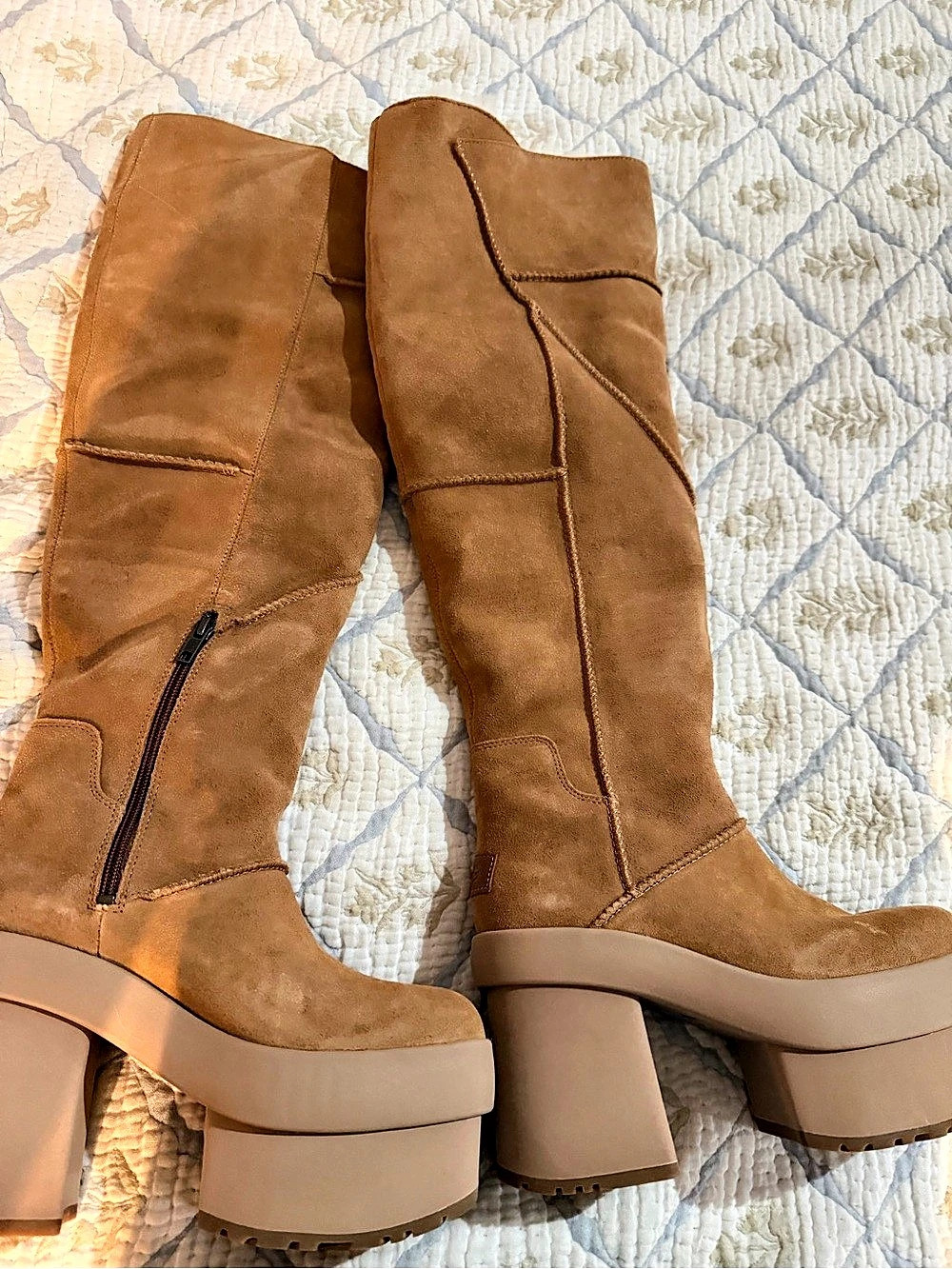 UGG Classic Femme Tall Thigh High Boot Tall Platform Boots US 7 Brown